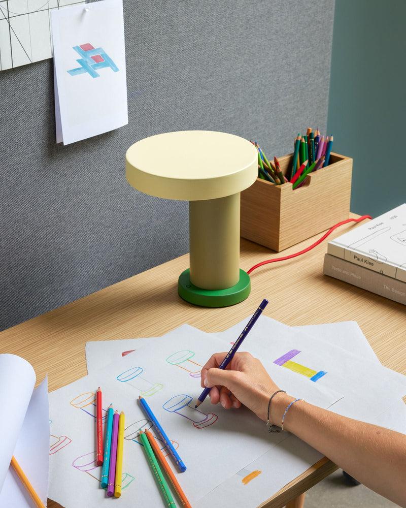 Hübsch Magic Tischlampe Grün/Olive Exklusive Angebote