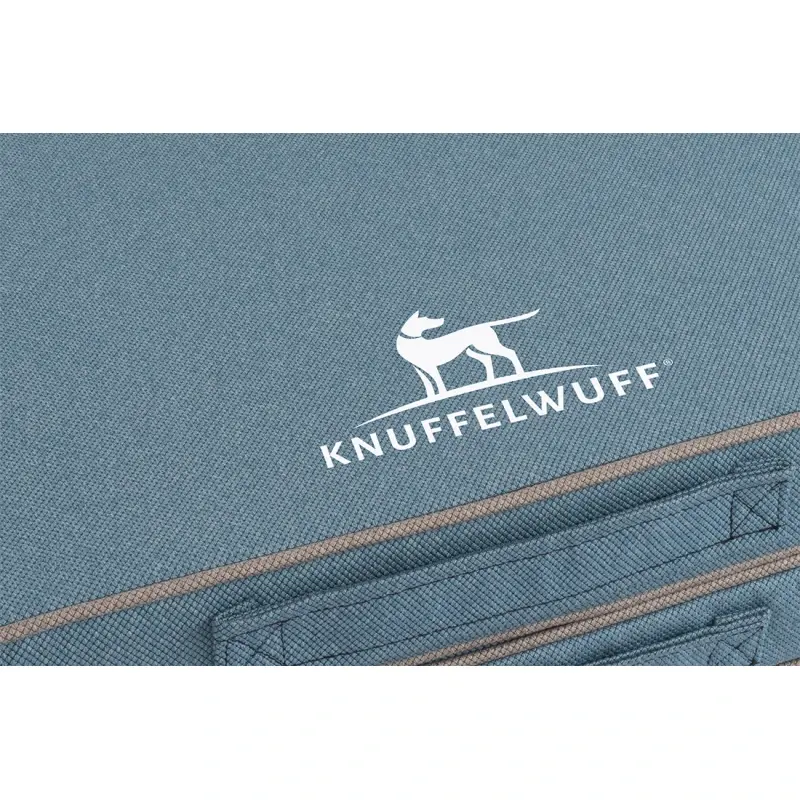 fressnapf Knuffelwuff Faltbare Reisematte Orthopädisch Roanoke aus Laser gestepptem Kunstleder hellblau M-L Große Rabatte
