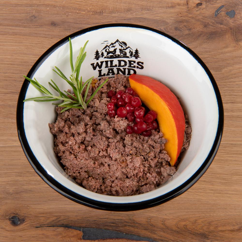 petspremium Wildes Land Wild mit Kürbis Preiselbeeren Wildkräutern und Distelöl Classic Adult Nassfutter 8 x 150 g Nur noch ein Tag übrig