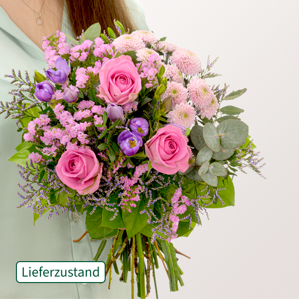 floraprima Blumenstrauß Zauberhaft mit Vase & Ferrero Giotto 3er
