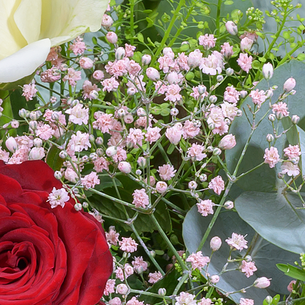 floraprima Blumenmix Frühlingsschatz mit Ferrero Giotto 3er